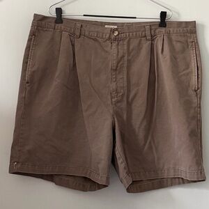 Izod Men's Flat Front Brown Cotton Shorts